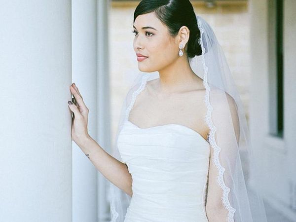 chapel white ivory lace edge veil bridal veil one layer wedding veil lace edge with comb5604285, Black
chapel white ivory lace edge veil bridal veil one layer wedding veil lace edge with comb5604285, Black
