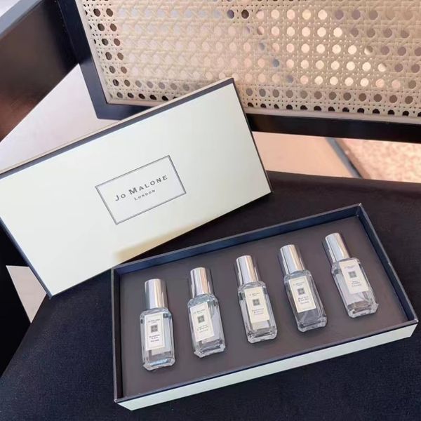 jo malone london perfume set 9ml 5pc gift box english pear sea salt wild bluebell parfum cologne 5 in 1 kit long lasting smell fragrance spr
jo malone london perfume set 9ml 5pc gift box english pear sea salt wild bluebell parfum cologne 5 in 1 kit long lasting smell fragrance spr