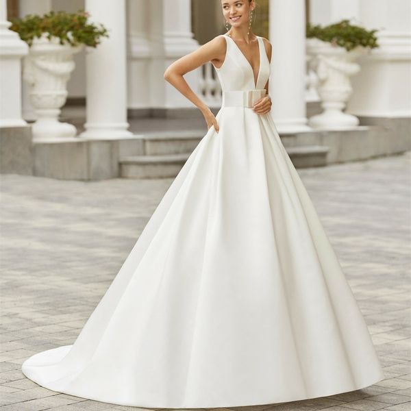 vintage long satin v-neck wedding dresses with bow a-line ivory pleats open back sweep train bridal gown with pockets vestido de novia women, White
vintage long satin v-neck wedding dresses with bow a-line ivory pleats open back sweep train bridal gown with pockets vestido de novia women, White