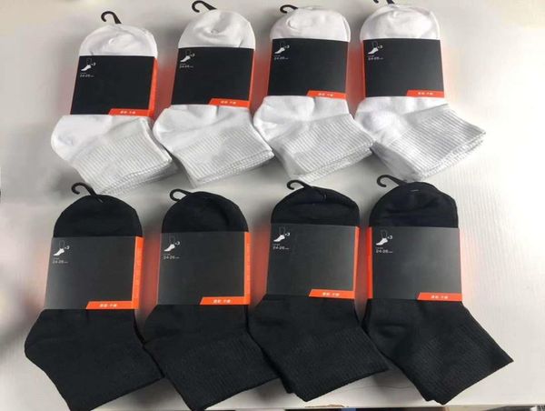 mens socks women men cotton allmatch classic ankle letter breathable black and white mixing football basketball spor3875346
mens socks women men cotton allmatch classic ankle letter breathable black and white mixing football basketball spor3875346