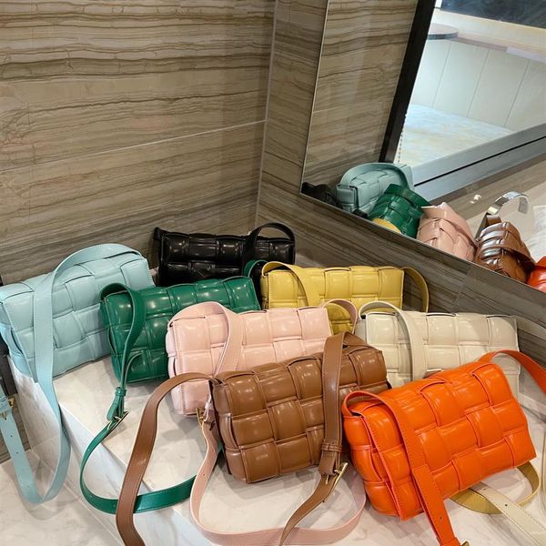 b luxurys designers bags fashion women knitting crossbody handbag real leather woven pillow bag clutch totes ladies 2267d
b luxurys designers bags fashion women knitting crossbody handbag real leather woven pillow bag clutch totes ladies 2267d