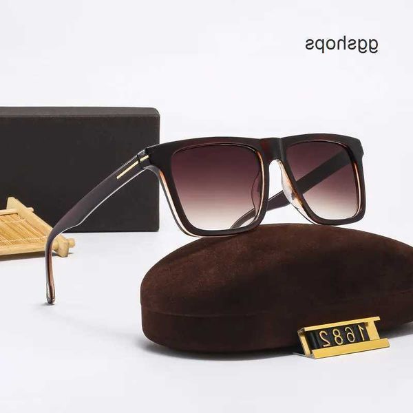 lenses tom-fords retro polarized sunglasses for included men and women - vintage box luxury shades with 5 color - tf1682, White;black
lenses tom-fords retro polarized sunglasses for included men and women - vintage box luxury shades with 5 color - tf1682, White;black