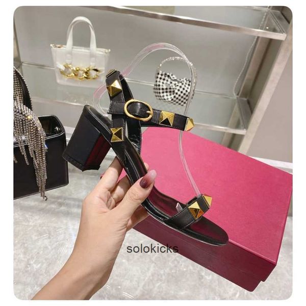 shoe sandals high heels fashion women summer square toe beach party cross lace up casual slippers 02-022 valentinolies, Black
shoe sandals high heels fashion women summer square toe beach party cross lace up casual slippers 02-022 valentinolies, Black
