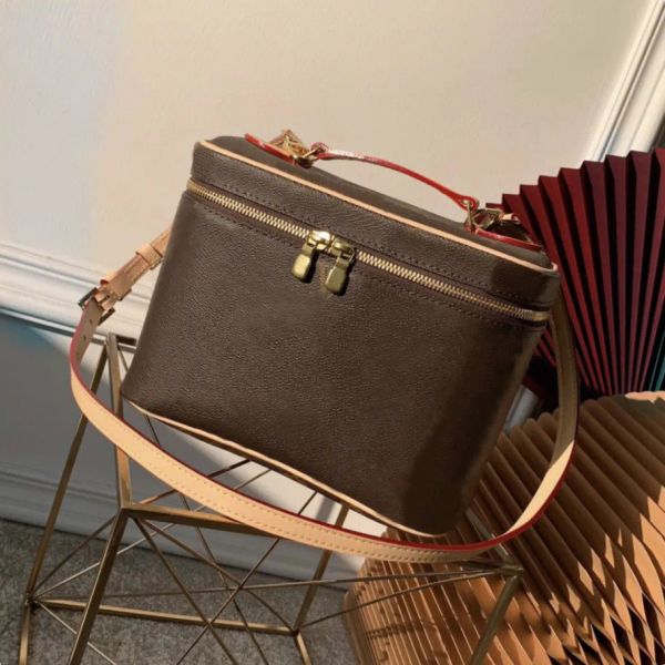 wholesale cosmetic box lady bucket bag for women classic cosmetic case leather women shoulder bag tote handbag purse makeup case purse
wholesale cosmetic box lady bucket bag for women classic cosmetic case leather women shoulder bag tote handbag purse makeup case purse