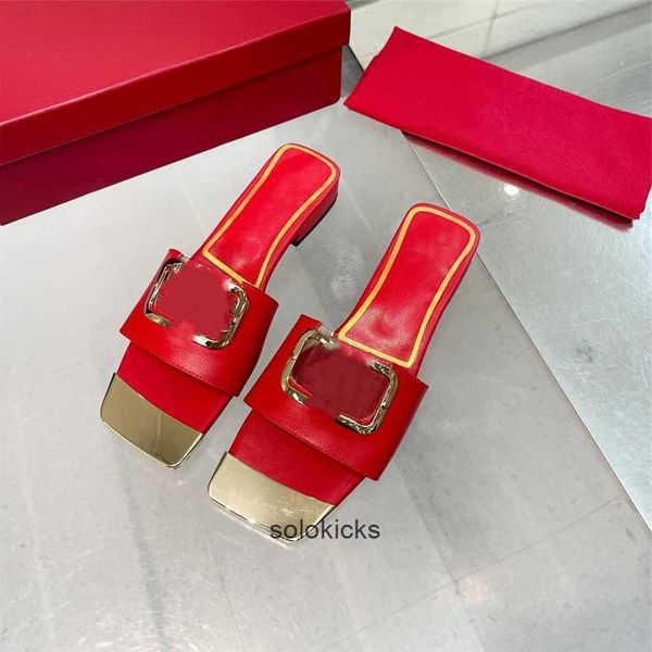 and leather design summer men valentinolies women flat shoes thick sole slippers rubber letter casual cartoon slippers uvlp luxury fashion, Black
and leather design summer men valentinolies women flat shoes thick sole slippers rubber letter casual cartoon slippers uvlp luxury fashion, Black