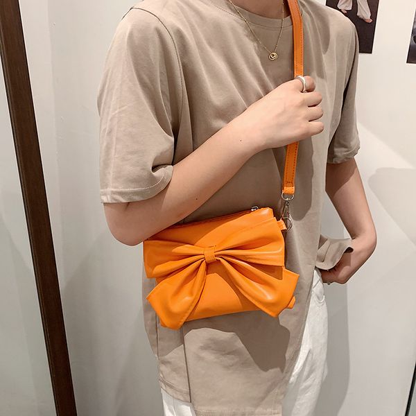 large capacity bag women's new commuter tote bag fashion shoulder bag crossbody bag solid color simple travel bag 02
large capacity bag women's new commuter tote bag fashion shoulder bag crossbody bag solid color simple travel bag 02
