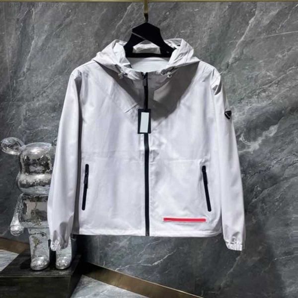 designer mens jackets long sleeve waterproof windbreaker loose prad oversized zipper lettertriangle clothing zipperdila, Black;brown
designer mens jackets long sleeve waterproof windbreaker loose prad oversized zipper lettertriangle clothing zipperdila, Black;brown