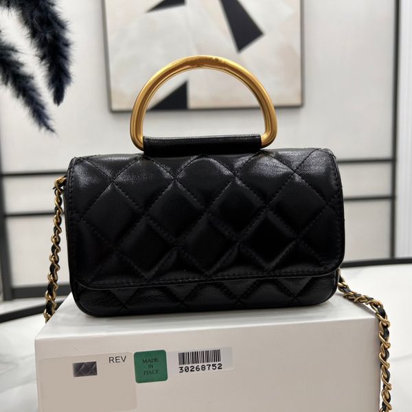 9a designer handbag luxury chain bags metal ring handle flap purse 17cm high imitation crossbody with box
9a designer handbag luxury chain bags metal ring handle flap purse 17cm high imitation crossbody with box