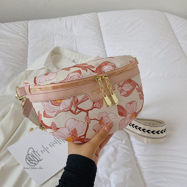 waist bags elegant flower printed pu leather for women chain zipper pack female fanny wide strap crossbody chest bag 230821
waist bags elegant flower printed pu leather for women chain zipper pack female fanny wide strap crossbody chest bag 230821