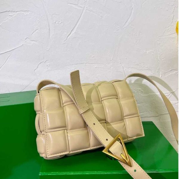 designer bags for ladies vent s bag woven versatile evening bot cassettes tofu mini leather bags one shoulder 2023 crossbody cassette pillow
designer bags for ladies vent s bag woven versatile evening bot cassettes tofu mini leather bags one shoulder 2023 crossbody cassette pillow