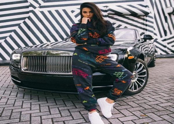 f054 european and american women039s autumn graffiti print twopiece ladies sweater suit 20212369955, White
f054 european and american women039s autumn graffiti print twopiece ladies sweater suit 20212369955, White