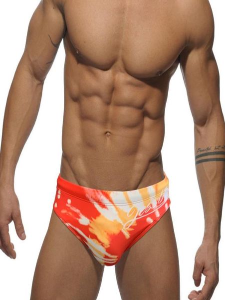 women039s swimwear fashion colored graffiti men swim briefs 2022 push up bikini swimsuit man swimming suit beach surfing b5101339, White;black
women039s swimwear fashion colored graffiti men swim briefs 2022 push up bikini swimsuit man swimming suit beach surfing b5101339, White;black