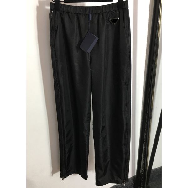 8.21 fashion letter triangle zipper split hem elastic waist casual black straight pants women, Black;white
8.21 fashion letter triangle zipper split hem elastic waist casual black straight pants women, Black;white
