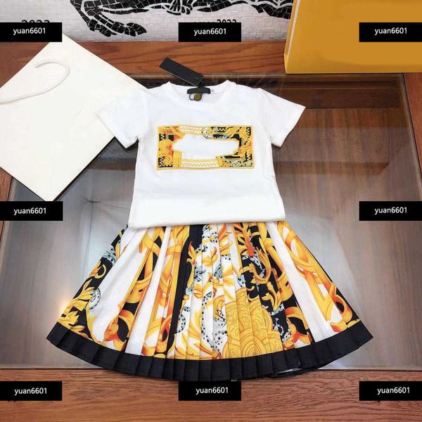 luxury kids designer clothes child sets baby products 2pcs round neck t-shirt and fashionable floral printed pleated skirt new arrival, White
luxury kids designer clothes child sets baby products 2pcs round neck t-shirt and fashionable floral printed pleated skirt new arrival, White