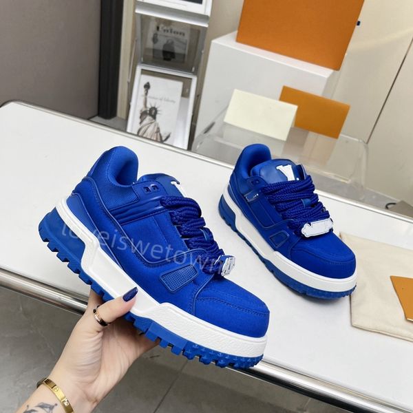 designer men causal shoes fashion woman leather lace up platform sole sneakers white black mens womens luxury velvet suede trainer
designer men causal shoes fashion woman leather lace up platform sole sneakers white black mens womens luxury velvet suede trainer
