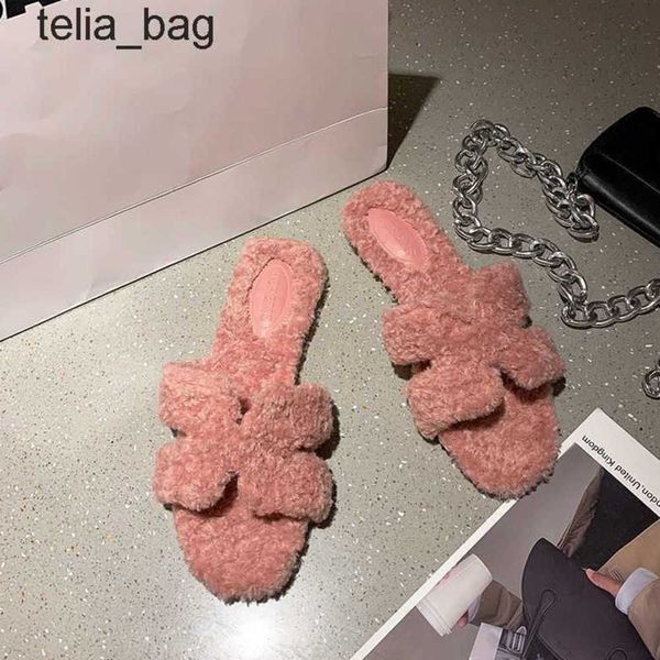 autumn dsigner one-piece summer hermzs bear sandal oran slippers slipper shoes furry designer and wear women winter flat bottomed casual net
autumn dsigner one-piece summer hermzs bear sandal oran slippers slipper shoes furry designer and wear women winter flat bottomed casual net