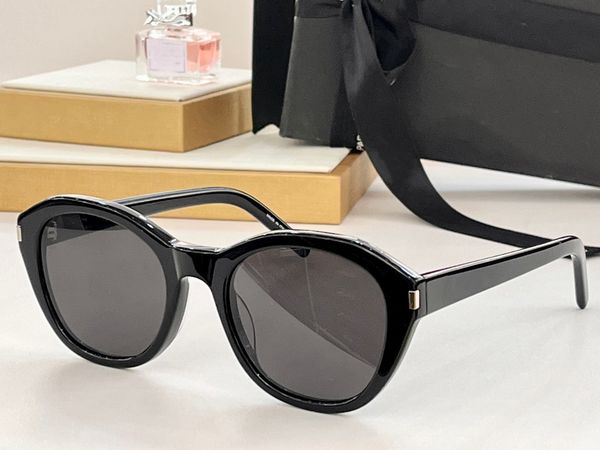 sunglasses for men women summer designers 604 style anti-ultraviolet retro plate full frame glasses random box, White;black
sunglasses for men women summer designers 604 style anti-ultraviolet retro plate full frame glasses random box, White;black