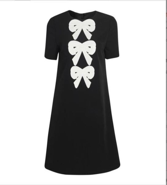 1112 2022 milan runway dress spring summer a line short sleeve black white embroidery crew neck above knee dress prom3095014
1112 2022 milan runway dress spring summer a line short sleeve black white embroidery crew neck above knee dress prom3095014