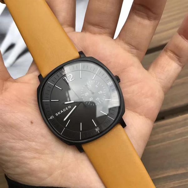 luxury skage watch mens watch women watches leather fashion brand quartz wrist watch female clock relogio feminino351u, Slivery;brown
luxury skage watch mens watch women watches leather fashion brand quartz wrist watch female clock relogio feminino351u, Slivery;brown
