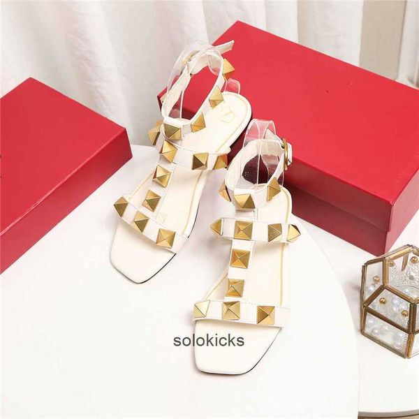 slippers high letter valentinolies women fashion heel leather sandals wedding party casual luxury 05 design, Black
slippers high letter valentinolies women fashion heel leather sandals wedding party casual luxury 05 design, Black