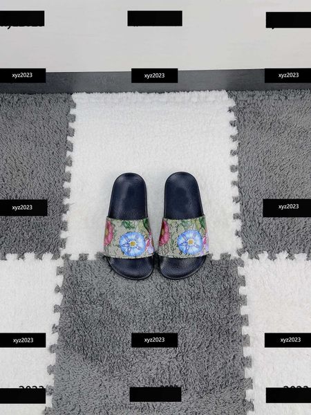 23ss colorful printing slippers toddler shoes designer baby shoes flower design kids sandals summer box packaging children' size 26-35, Black;grey
23ss colorful printing slippers toddler shoes designer baby shoes flower design kids sandals summer box packaging children' size 26-35, Black;grey