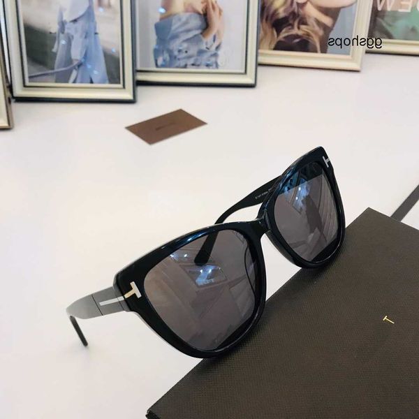 frame fashion with women brand designer sunglasses box square style sunglass original show design summer tom-fords, White;black
frame fashion with women brand designer sunglasses box square style sunglass original show design summer tom-fords, White;black