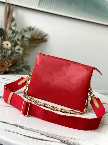evening bags spring summer 2021 embossed puffy leather chain bag coussin pm handbags fashion-forward shoulder bags cross body with strap qua
evening bags spring summer 2021 embossed puffy leather chain bag coussin pm handbags fashion-forward shoulder bags cross body with strap qua