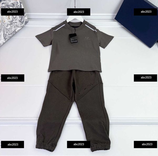 new baby clothes kids designer sports suit 2-piece set striped t-shirt and panel design pants size 100-160 cm new arrival mar14, White
new baby clothes kids designer sports suit 2-piece set striped t-shirt and panel design pants size 100-160 cm new arrival mar14, White