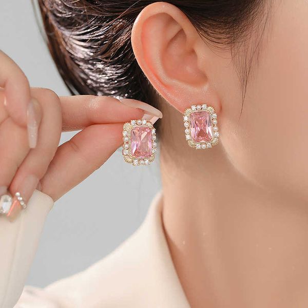 light luxury explosive style temperament open stud titanium steel trend designer earrings wedding christmas holiday gift earrings buckle stu, Black
light luxury explosive style temperament open stud titanium steel trend designer earrings wedding christmas holiday gift earrings buckle stu, Black