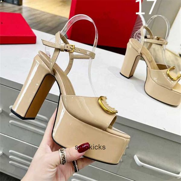leather buckle business 04-027 valentinolies high heel metal fashion letter wedding party dress casual flat shoes shoes women, Black
leather buckle business 04-027 valentinolies high heel metal fashion letter wedding party dress casual flat shoes shoes women, Black