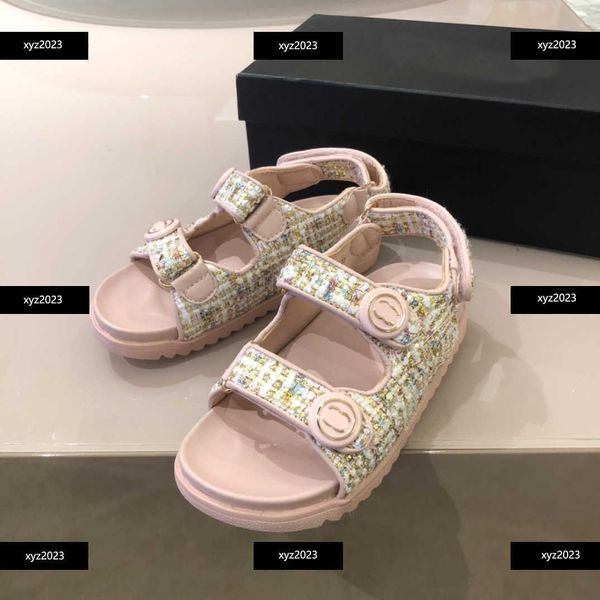 23ss kids shoes designer sandals baby slippers child shoes summer anklewrap cool rubber products cost price box packaging childrens size 263, Black;red
23ss kids shoes designer sandals baby slippers child shoes summer anklewrap cool rubber products cost price box packaging childrens size 263, Black;red