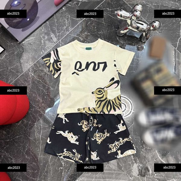 new kids designer clothes child sets baby clothes summer 2pcs animal print t-shirt and plaid design shorts, White
new kids designer clothes child sets baby clothes summer 2pcs animal print t-shirt and plaid design shorts, White