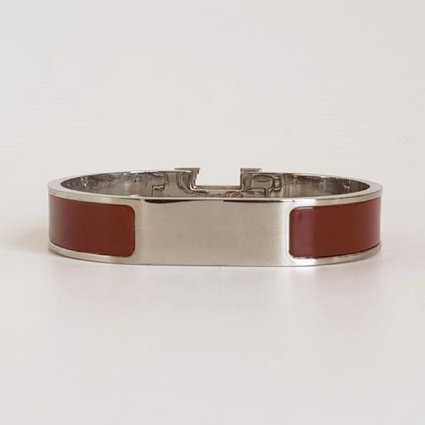 bracelets designer for women designer bracelet fashionable and elegant multi-color titanium steel silver-plated metal bracelet, Black
bracelets designer for women designer bracelet fashionable and elegant multi-color titanium steel silver-plated metal bracelet, Black