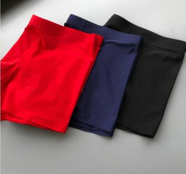 3 pcslot mens boxers underpants classic mens boxer casual shorts underwear breathable cotton underwears with box2594585, Black;white
3 pcslot mens boxers underpants classic mens boxer casual shorts underwear breathable cotton underwears with box2594585, Black;white