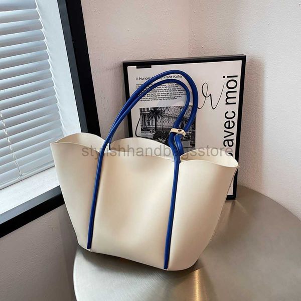 designer bagtote women's high capacity handbag designer petals fashion zipper 2023 handbag stylishhandbagsstore
designer bagtote women's high capacity handbag designer petals fashion zipper 2023 handbag stylishhandbagsstore