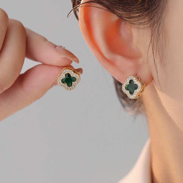 s925 silver needle micro inlaid four leaf flower earrings for women's fashion design high-end green zircon earrings small fragrance lig, Black
s925 silver needle micro inlaid four leaf flower earrings for women's fashion design high-end green zircon earrings small fragrance lig, Black