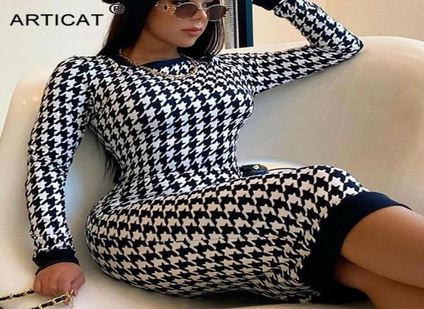 casual dresses houndstooth hollow out dress women black oneck long sleeve bodycon ladies spring skinny partywear vestidos2721950, Black;gray
casual dresses houndstooth hollow out dress women black oneck long sleeve bodycon ladies spring skinny partywear vestidos2721950, Black;gray