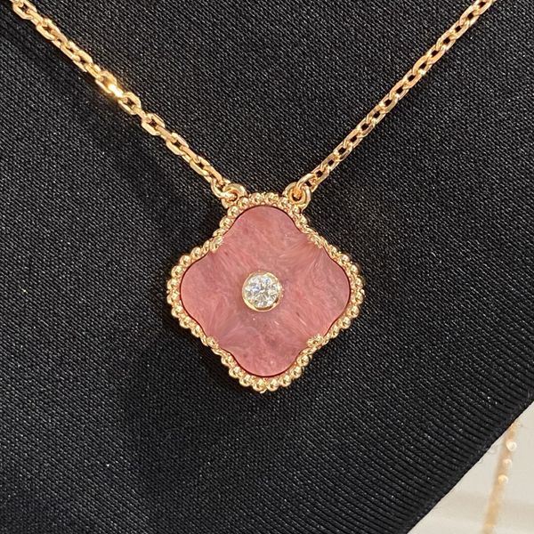 designer necklace designer jewelry clover necklace pendant necklace classic fashion luxury brand four leaf clover stainless steel 18k gold n, Silver
designer necklace designer jewelry clover necklace pendant necklace classic fashion luxury brand four leaf clover stainless steel 18k gold n, Silver