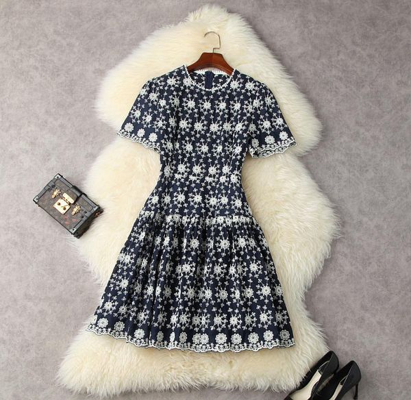 european and american women039s wear for summer 2021 short sleeves for this embroidery fashion blue pleated dress2156590, Black;gray
european and american women039s wear for summer 2021 short sleeves for this embroidery fashion blue pleated dress2156590, Black;gray