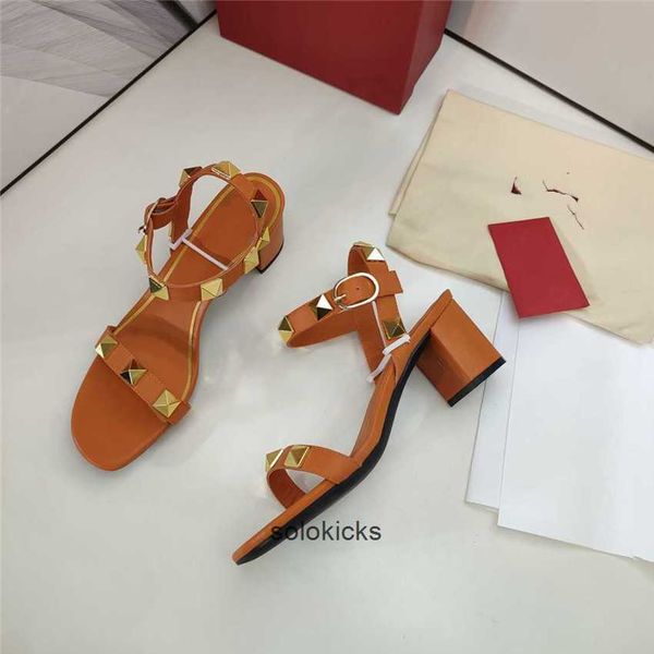 heel party valentinolies fashion high sandals leather letter wedding luxury casual slippers 015 design women, Black
heel party valentinolies fashion high sandals leather letter wedding luxury casual slippers 015 design women, Black