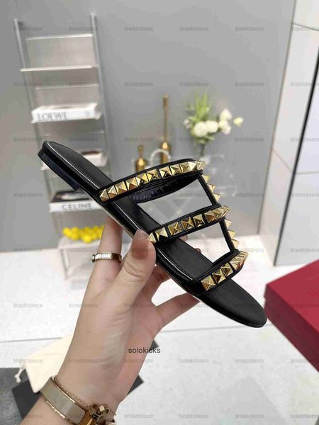 new network to counter valentinolies products to recommend a shoe red street ps love sandals match the tone pink, Black
new network to counter valentinolies products to recommend a shoe red street ps love sandals match the tone pink, Black
