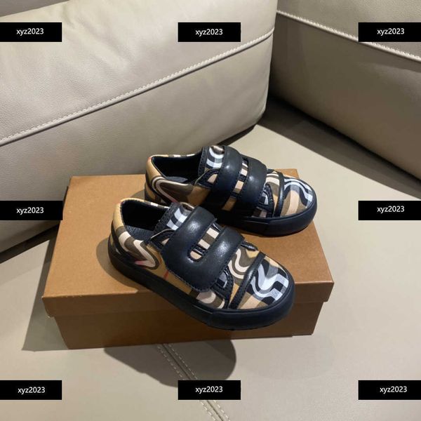 23ss kids casual shoe child sneakers new listing box packaging animal print fashion design baby shoes children's size 26-35, Black;red
23ss kids casual shoe child sneakers new listing box packaging animal print fashion design baby shoes children's size 26-35, Black;red