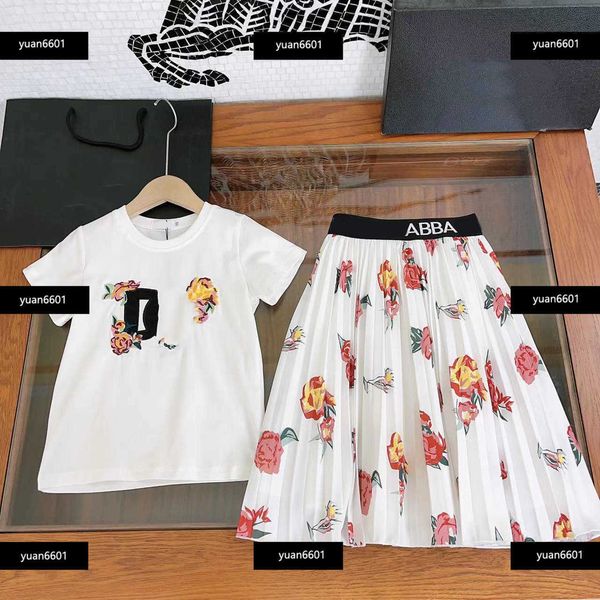 luxury kids clothes child sets baby dress summer 2pcs t-shirt and long skirt flower print tracksuit outdoor size 90-150 cm feb17, White
luxury kids clothes child sets baby dress summer 2pcs t-shirt and long skirt flower print tracksuit outdoor size 90-150 cm feb17, White