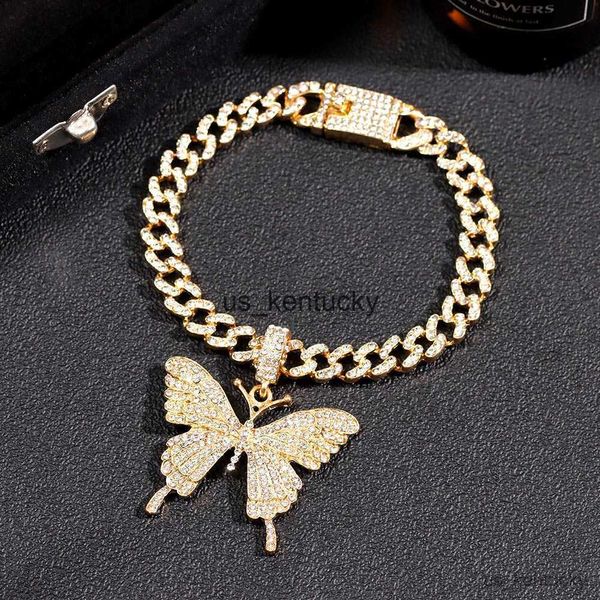 charm bracelets crystal big butterfly for women fashion link chain bracelets iced out chunky jewelry r230821, Golden;silver
charm bracelets crystal big butterfly for women fashion link chain bracelets iced out chunky jewelry r230821, Golden;silver