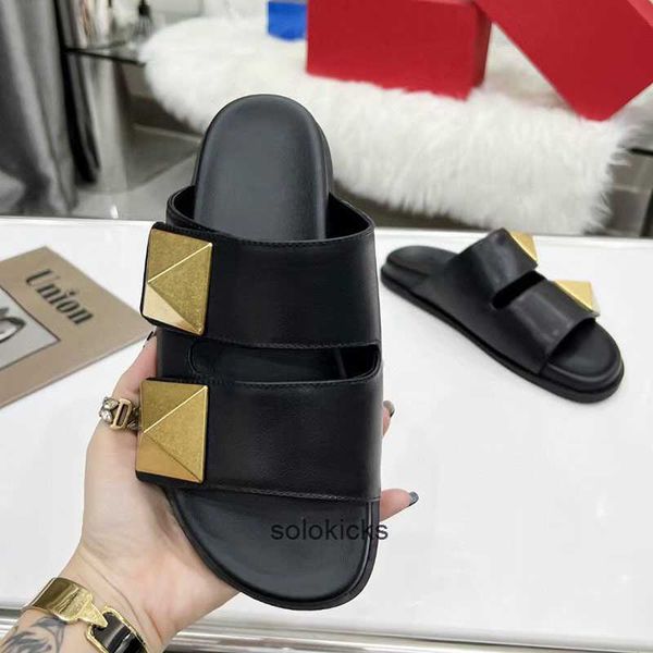 simple sandals sole valentinolies runway mule women summer real leather thick new beach slipper rivet casual platform designer decor 5mrd fl, Black
simple sandals sole valentinolies runway mule women summer real leather thick new beach slipper rivet casual platform designer decor 5mrd fl, Black