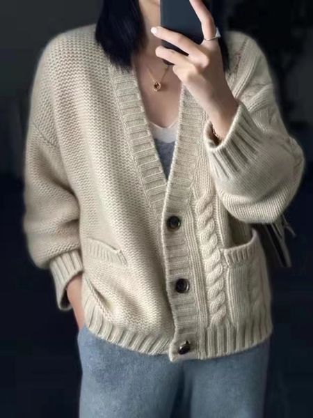 womens knits tees thicken vneck 100% wool knitted cardigan loose autumn winter warm sweater cardigans larg size female jacket 230818, White
womens knits tees thicken vneck 100% wool knitted cardigan loose autumn winter warm sweater cardigans larg size female jacket 230818, White