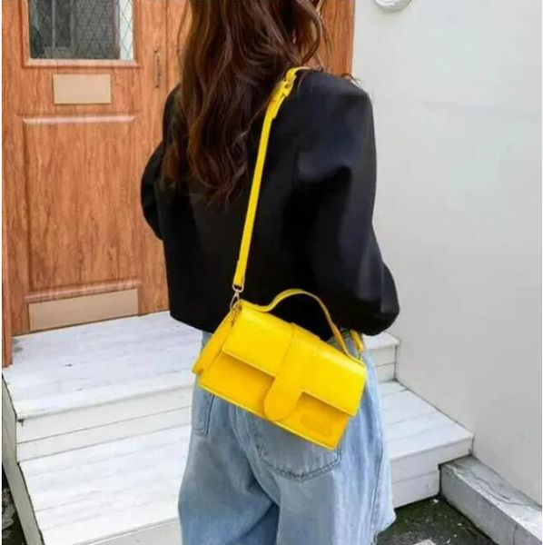 women's bag 2023 spring trend solid color fashion long portable shoulder bag size 24cm
women's bag 2023 spring trend solid color fashion long portable shoulder bag size 24cm