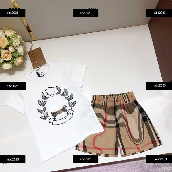 new tracksuits designer kids designer clothes size 100-160 cm 2pcs symmetric graphic t-shirt and elastic waist plaid shorts may10, White
new tracksuits designer kids designer clothes size 100-160 cm 2pcs symmetric graphic t-shirt and elastic waist plaid shorts may10, White