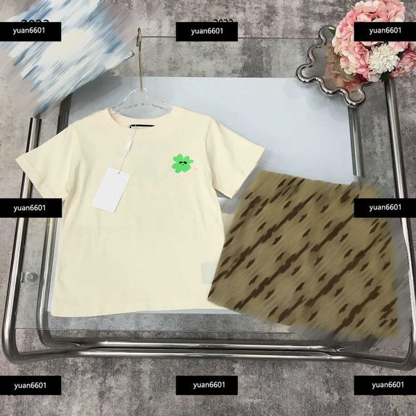 luxury summer tracksuits girls dresses sets skirt set 2pcs letter printed t-shirt and letter printed denim skirt #multiple product, White
luxury summer tracksuits girls dresses sets skirt set 2pcs letter printed t-shirt and letter printed denim skirt #multiple product, White