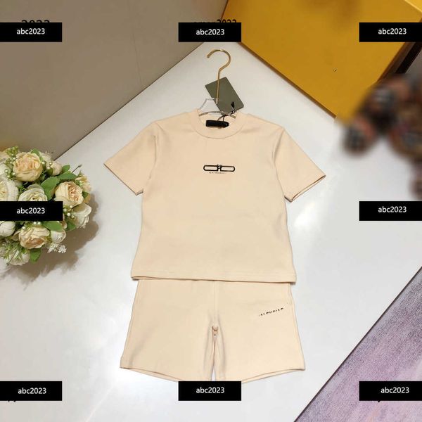 new designer tracksuits logo printing kids t-shirt sets summer child suits 2pcs round neck t-shirt and fashion shorts, White
new designer tracksuits logo printing kids t-shirt sets summer child suits 2pcs round neck t-shirt and fashion shorts, White